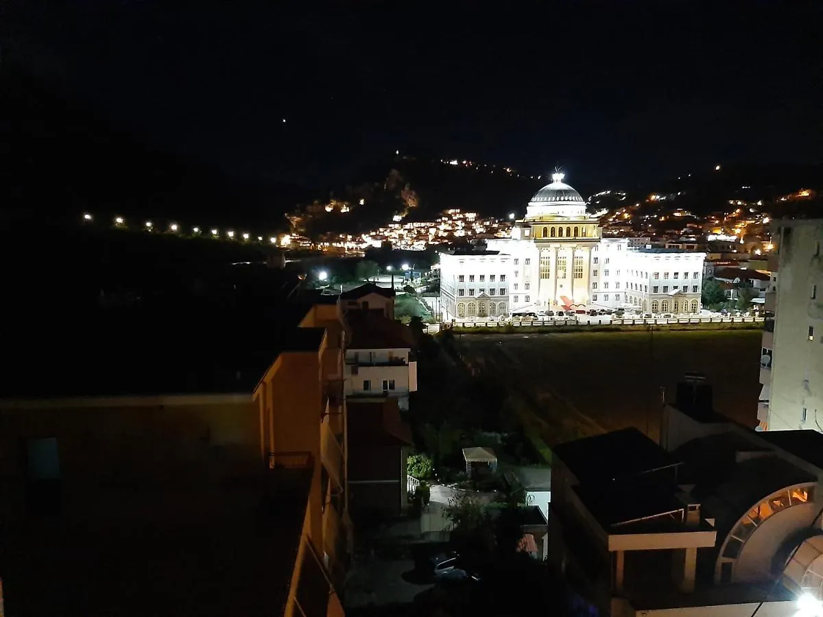 Apartament Egzoni City Center Apartment Berat