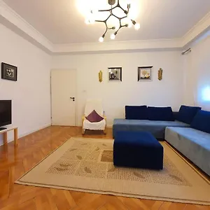  Apartment Noemi